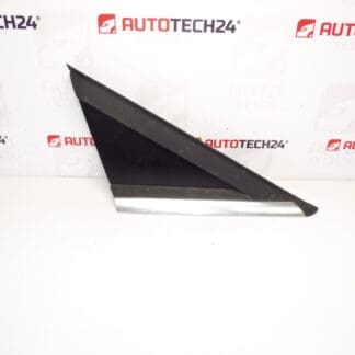 Cover in front of the right mirror Peugeot 3008 and 5008 96859482XT 9025Y8