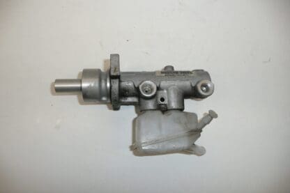 Brake cylinder Bosch Citroën Xsara Picasso 221710 - Image 2