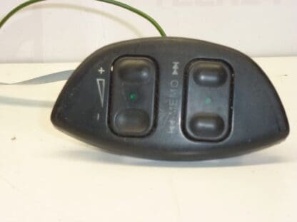 Citroën Peugeot 4112FA steering wheel radio control - Image 2
