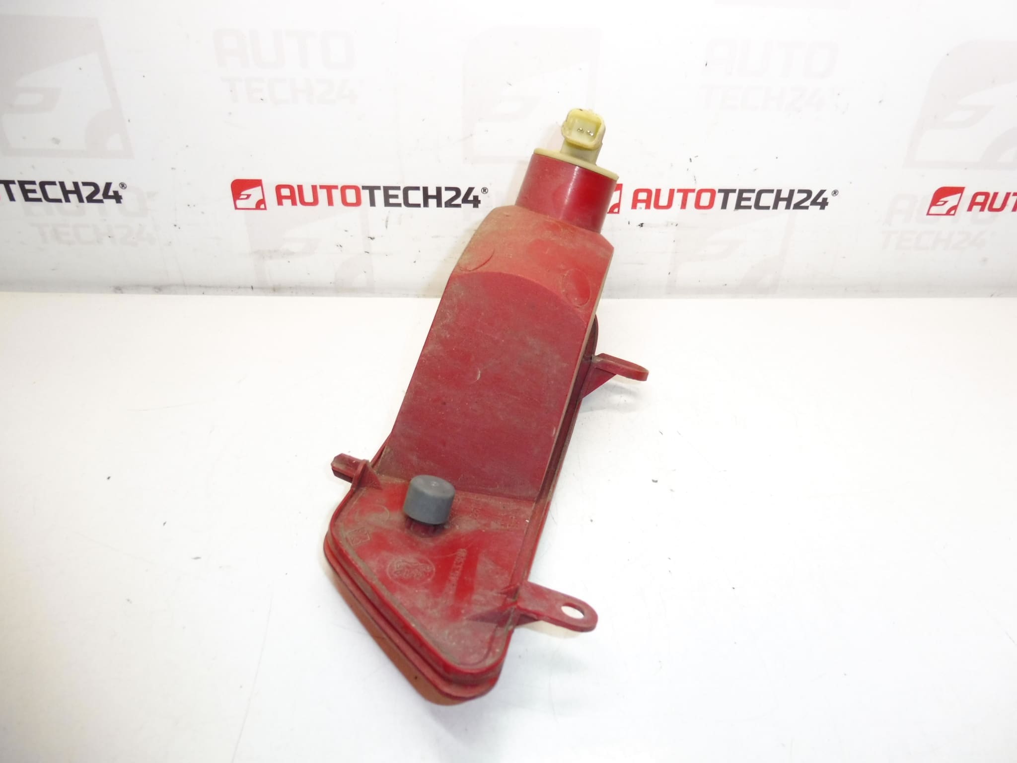 Rear fog light left Peugeot 3008 9685463380 6350HG - Image 2