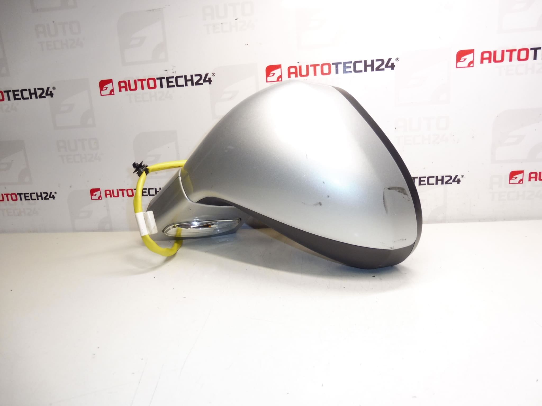 Driver's mirror Peugeot 308 EZRC 8153NE